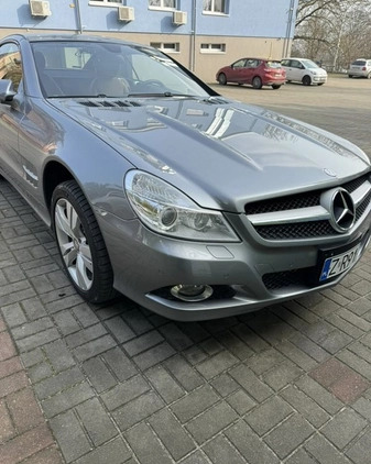 Mercedes-Benz SL cena 179000 przebieg: 47000, rok produkcji 2011 z Szczecin małe 254